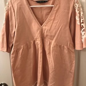 Zara basic blush top with lace detail on arm